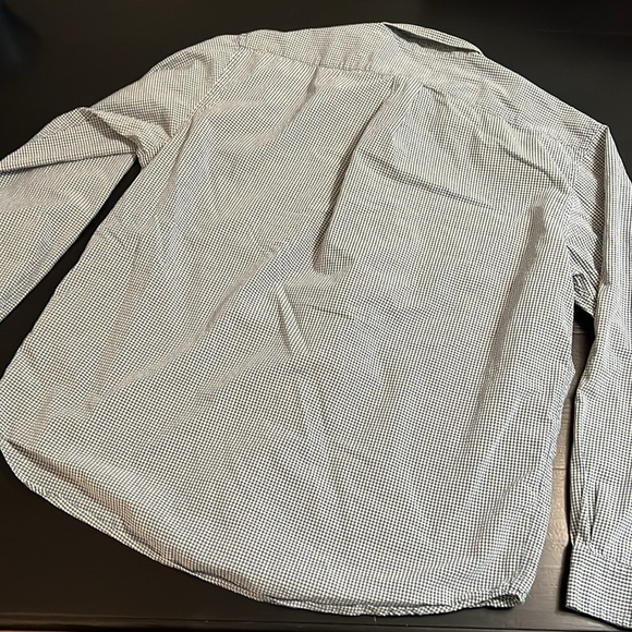 Eddie Bauer Blue and White Checkered button down Shirt - Picture 6 of 6